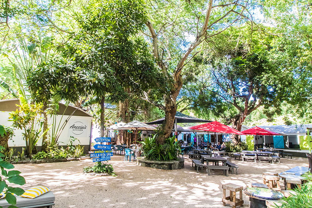 Vanilla Café - Live in Mauritius - Black River West Coast Where to drink in riviere noire